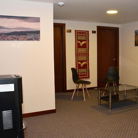 Los Angeles Stay Inn Quito Exterior foto